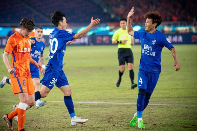 开云体育电脑版-三镇变阵4231未出乎泰山预料 山东为何难复制2021