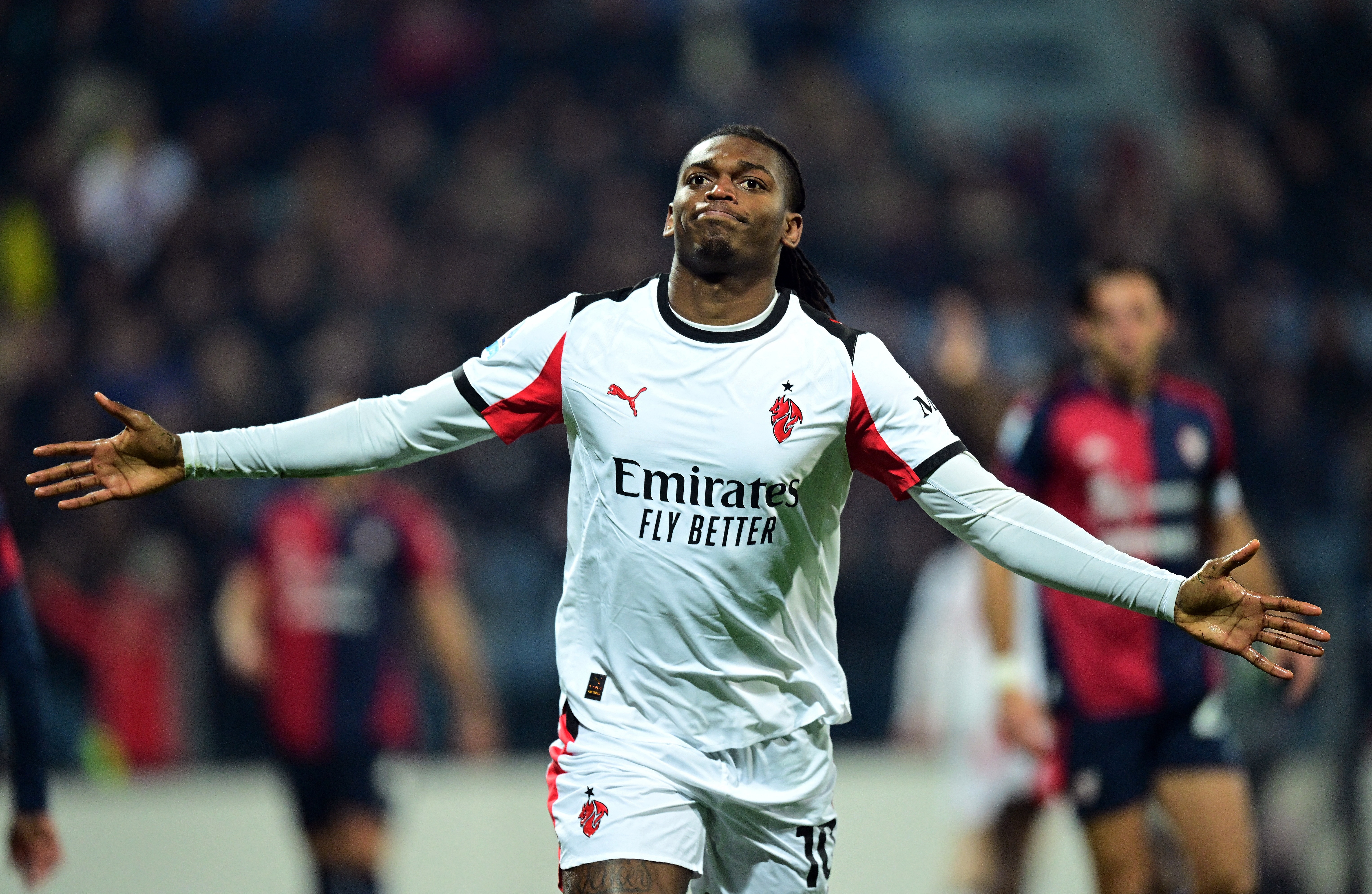 开云体育官网-米体谈莱奥6点变化：休息日加练、增加左脚和头球射门、尝试直塞