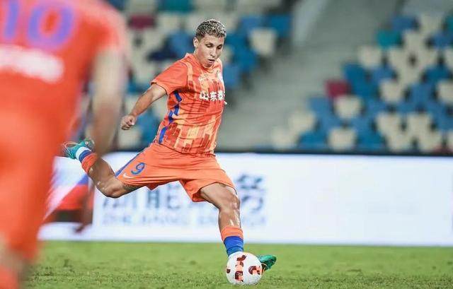 泰山换枪成阿喀琉斯之踵 首发押宝克雷桑有种无奈